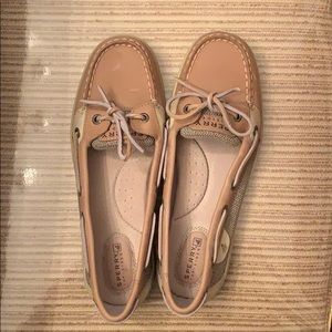 Sperry’s boat shoes size 8